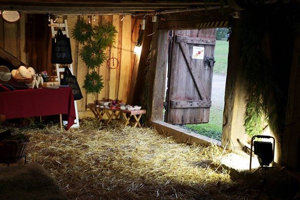 Gittas verkstad nimmt auf dem Weihnachtsmarkt in Köla-Lada teil